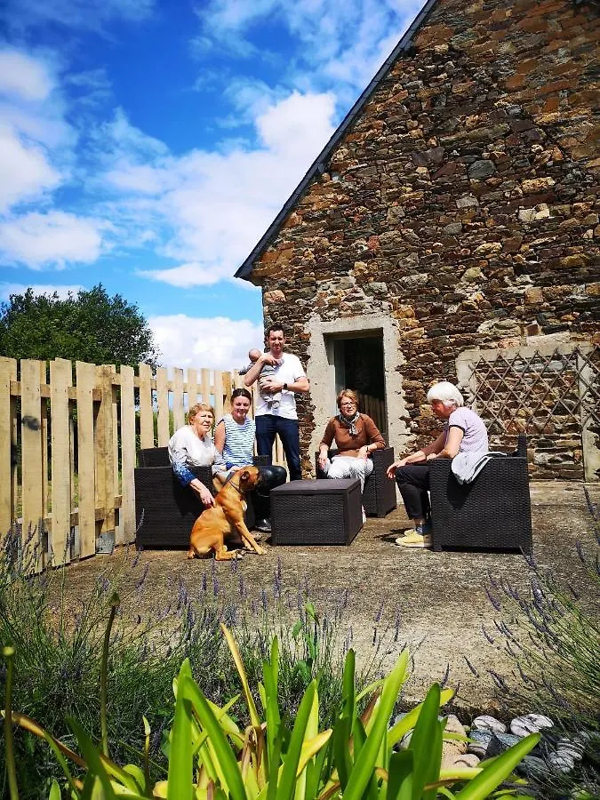 Le Domaine De Coat Rogan, Le Gite De 10 Personnes Pommerit-Jaudy Holiday home